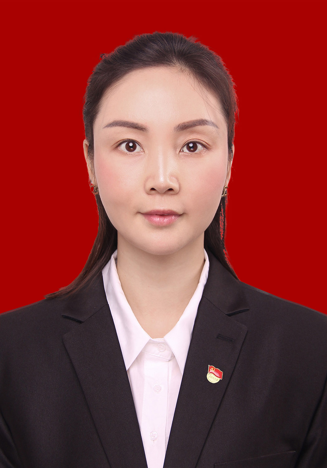 张婷婷 